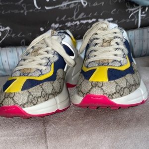 Gucci sneakers